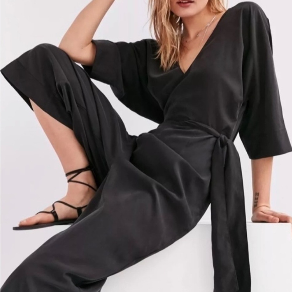 Urban outfitters Silence + Noise wide leg kimono wrap crop coulotte jumpsuit